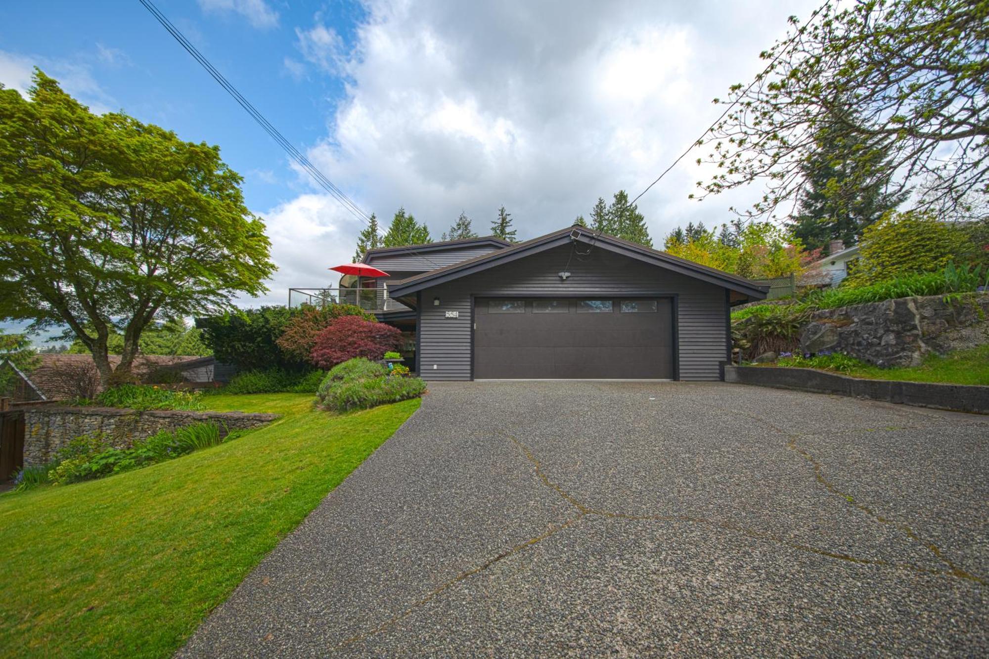 Cypress: Private Bedroom/Bathroom/Office, With Shared Pool, Hot Tub North Vancouver Luaran gambar
